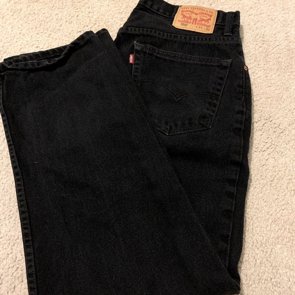 Vintage Levi straight leg jeans size 28